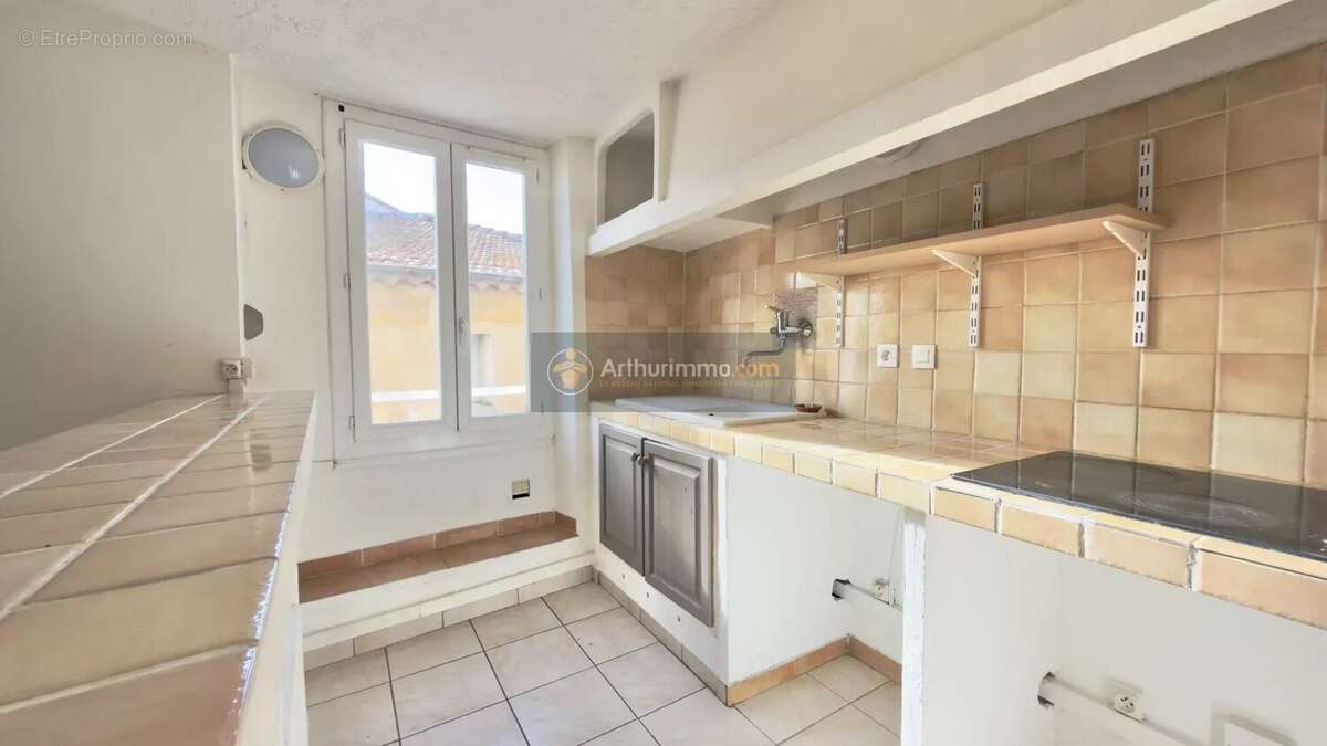 Appartement à PUGET-SUR-ARGENS