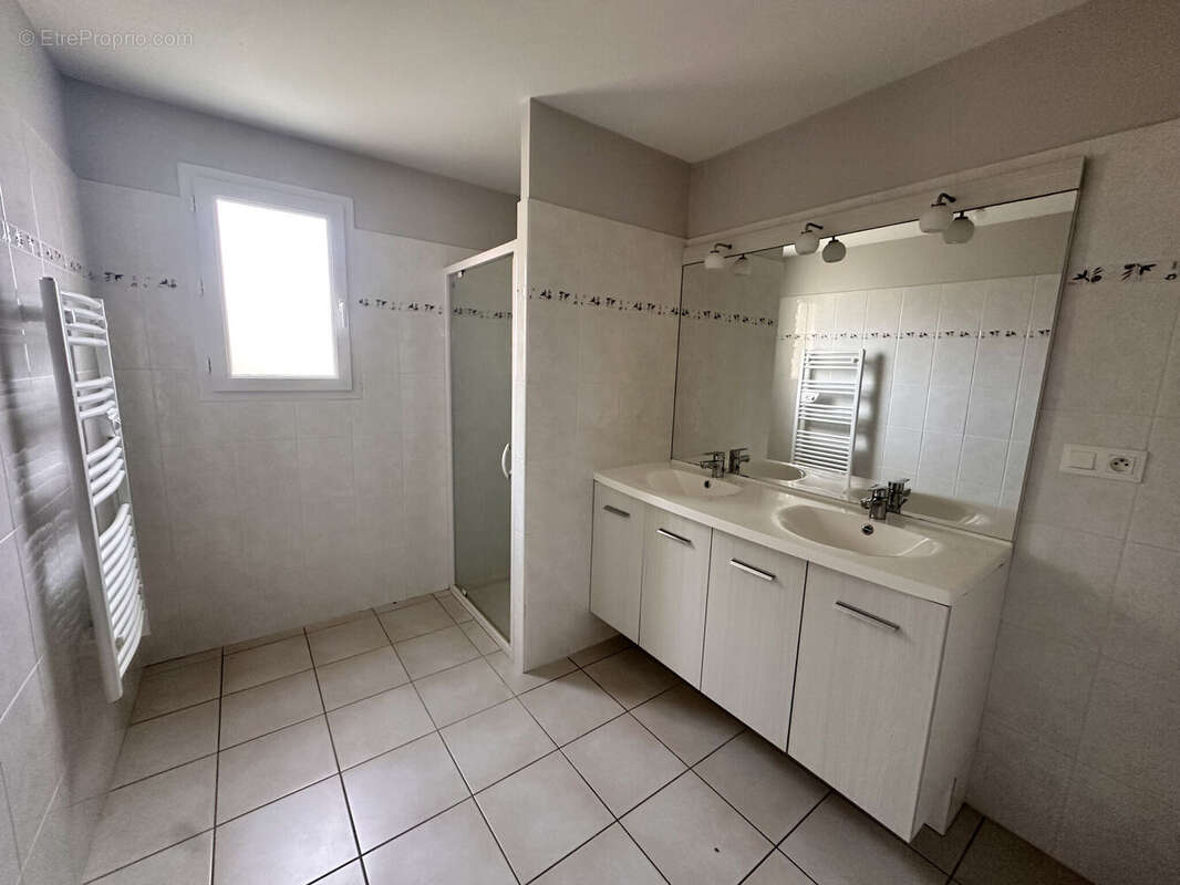 Photo 6 - Maison à SAINT-HILAIRE-DES-LOGES