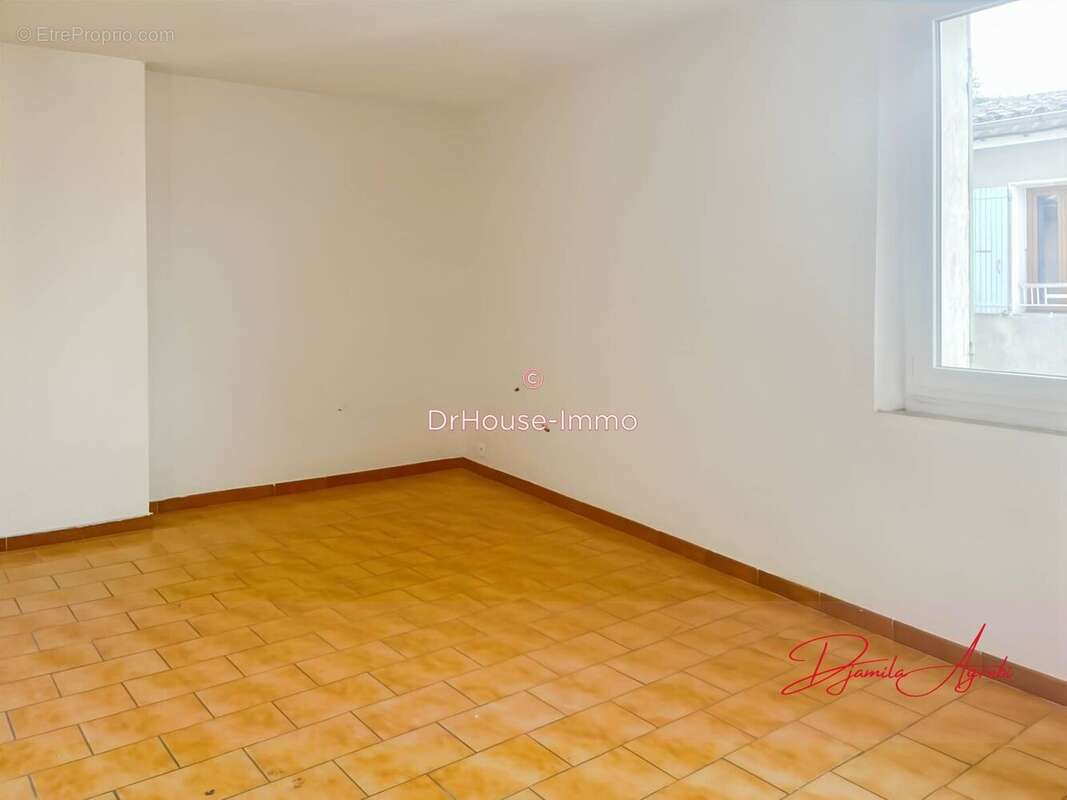 Appartement à AMPUS
