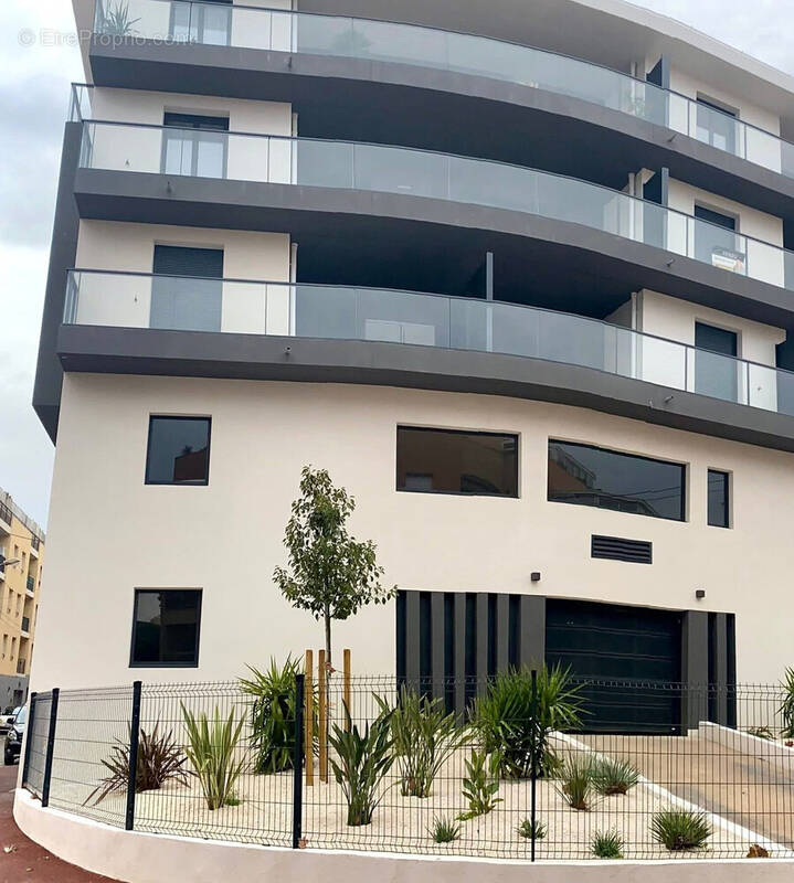 Appartement à FREJUS