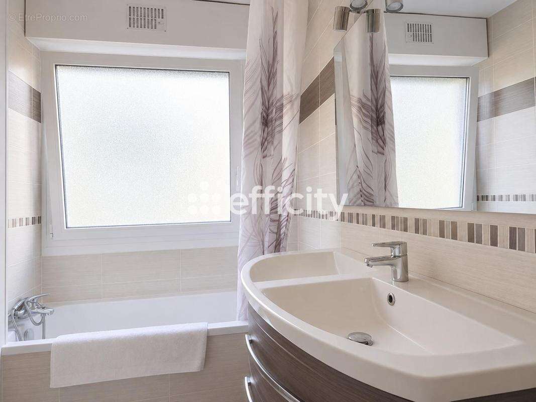 Appartement - photo 8