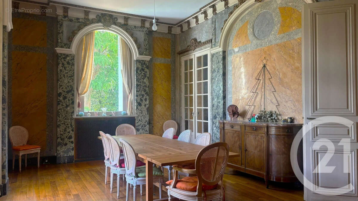 Maison 515 m² à Ezy-Sur-Eure  - photo 8