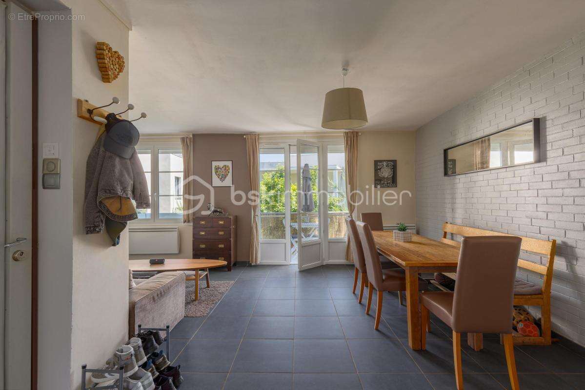Appartement à LYON-9E
