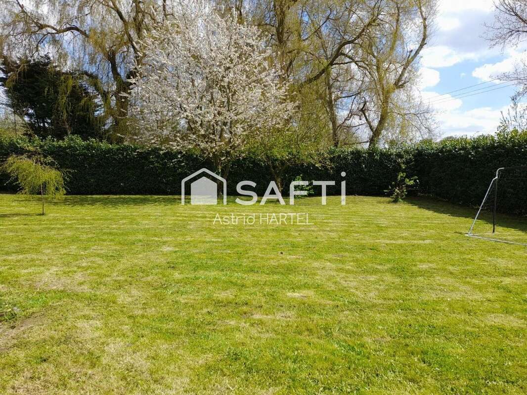 Maison 131 m² à Esnes  - photo 7