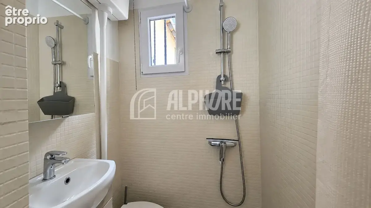 Exclusivité ALPHORE IMMOBILIER - Maison plain pied de 22m² - Un pied-à-terre à 300 m de la mer - photo 8