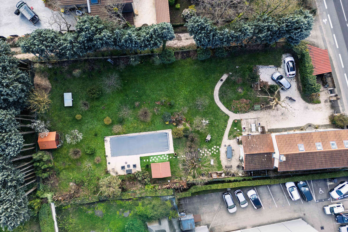 Maison à FRANCHEVILLE