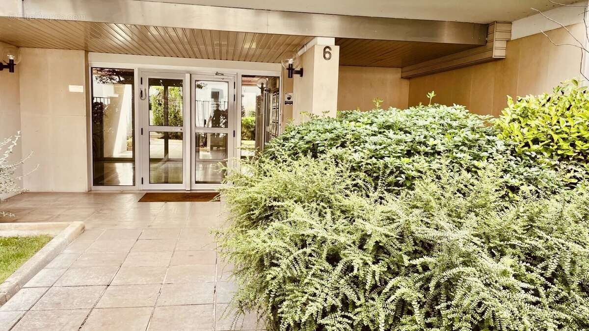 Appartement à LEVALLOIS-PERRET