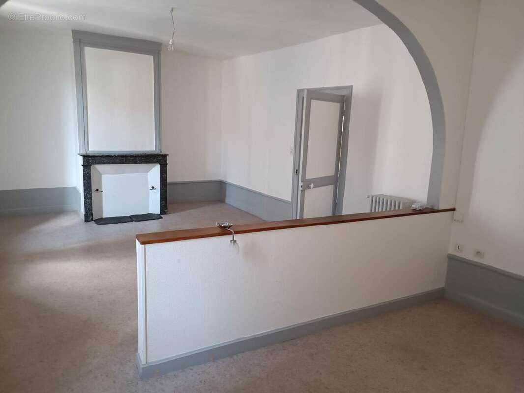 Appartement 240 m² à Tulle  - photo 36