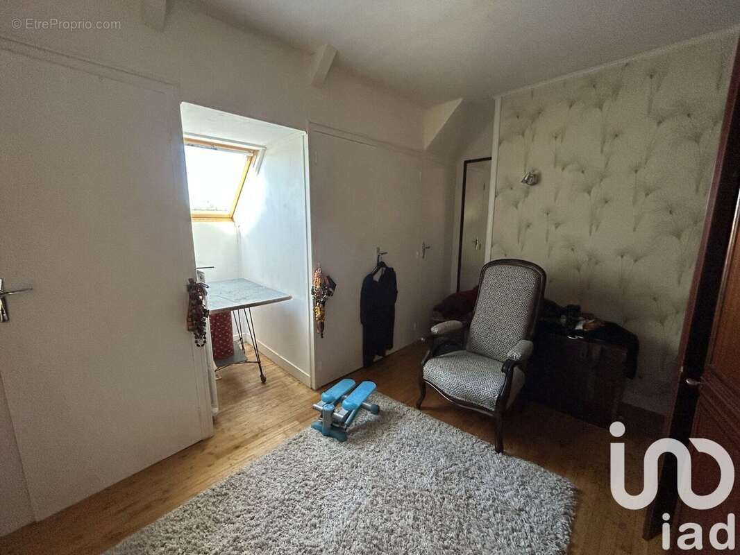 Photo 8 - Maison à GUILLAC