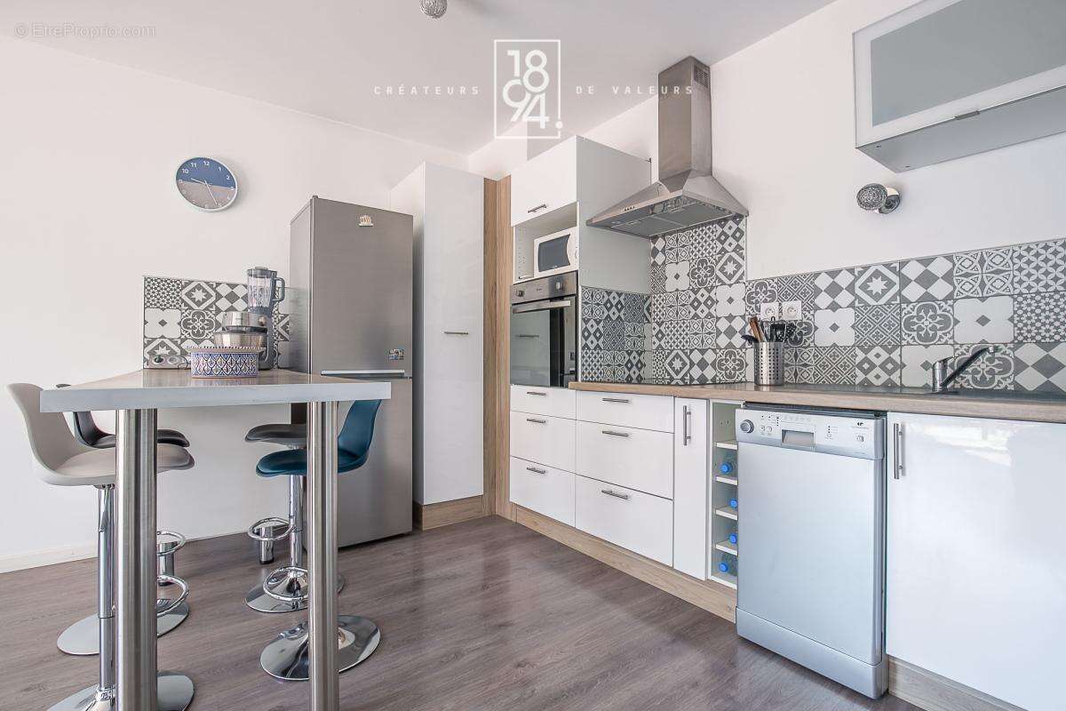 Appartement à MARSEILLE-9E