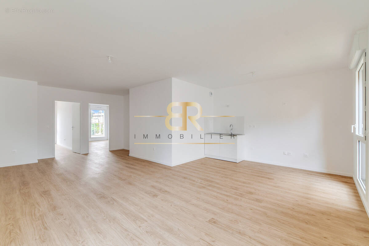 Appartement à AUBERVILLIERS