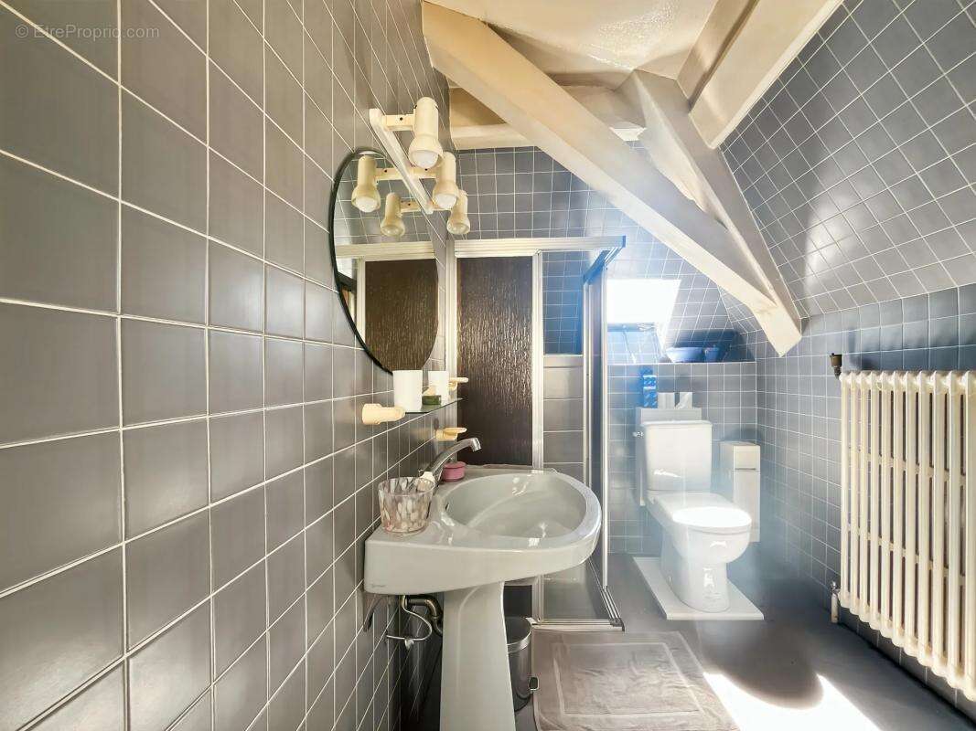 Maison à DIVONNE-LES-BAINS