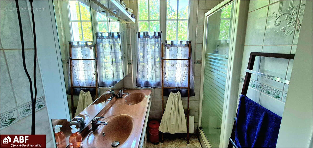 Maison à MARTIN-EGLISE