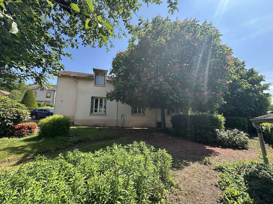 Maison à CHAUFFAILLES