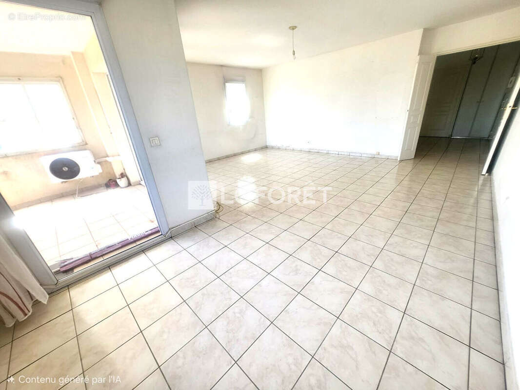 Appartement La Seyne Sur Mer 4 pièce(s) 95 m2 - photo 5