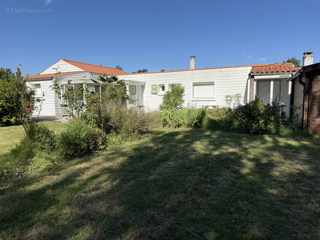 Maison à AIZENAY