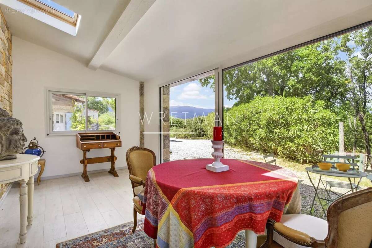 Maison à FAYENCE