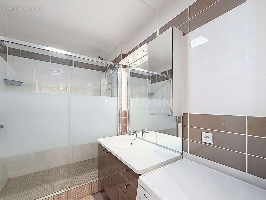 Appartement à LAMORLAYE