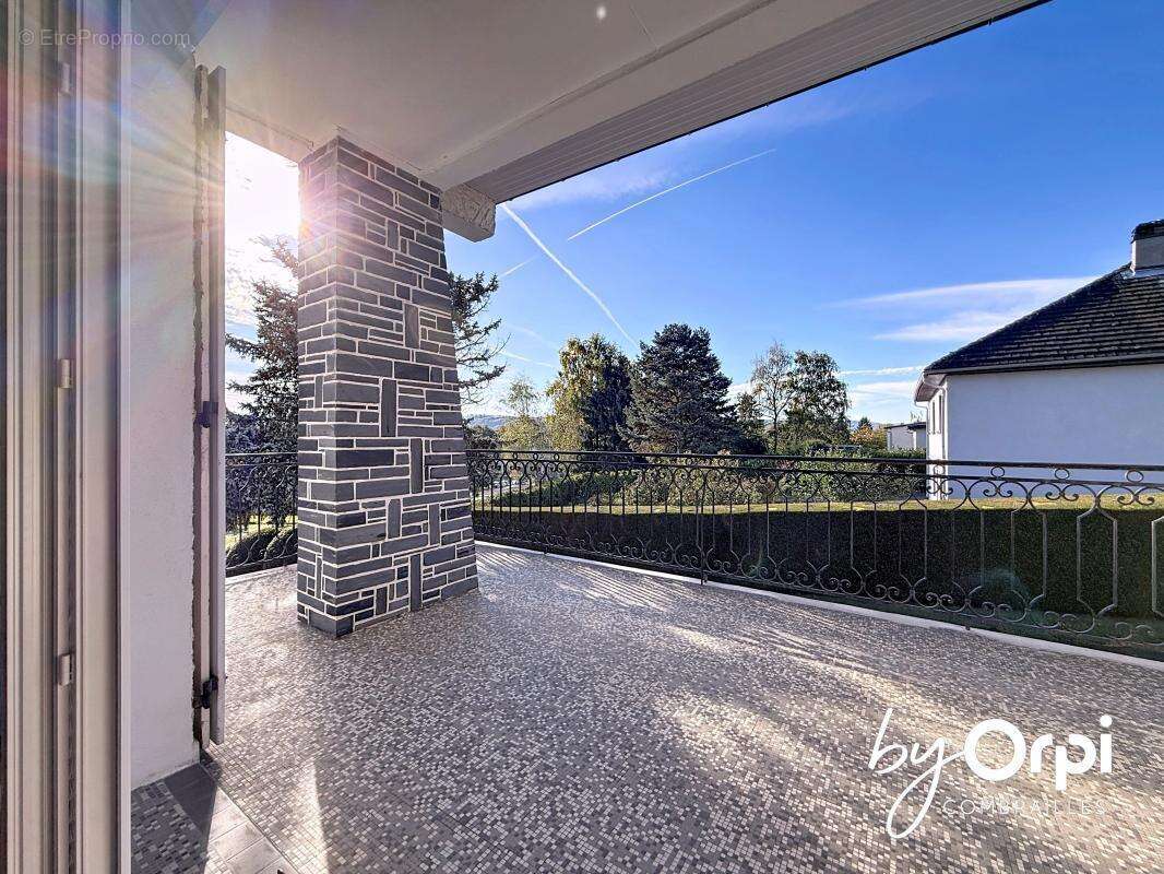 Maison à SAINT-ELOY-LES-MINES