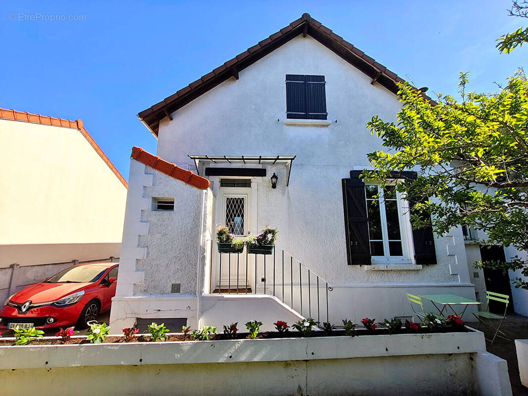 Maison à VILLEMOMBLE
