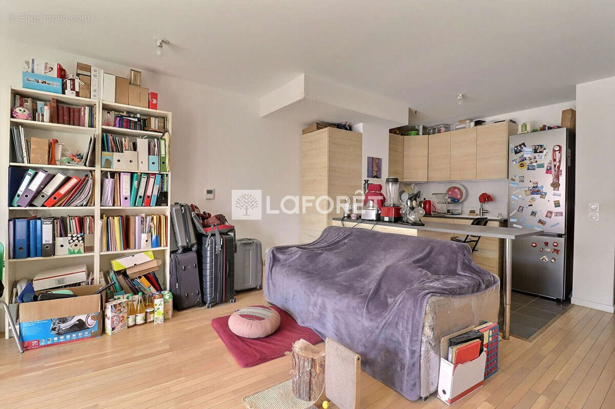 Appartement à L'ILE-SAINT-DENIS