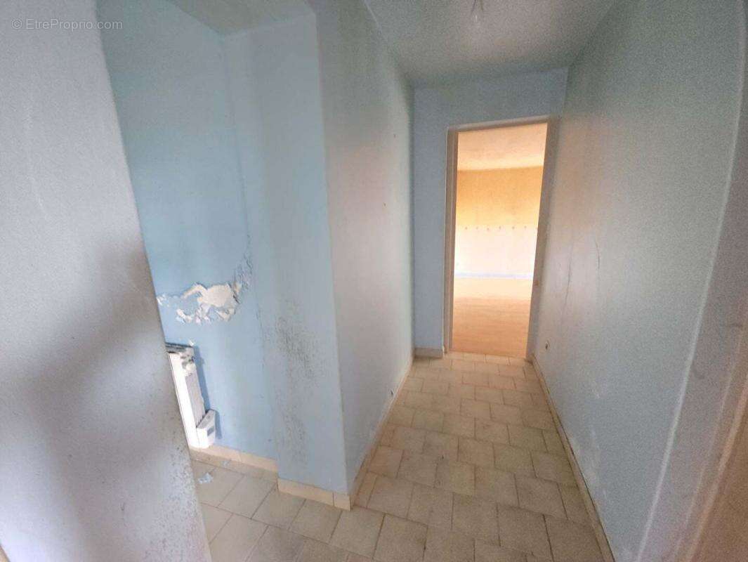 Maison à LA FERRIERE-AU-DOYEN