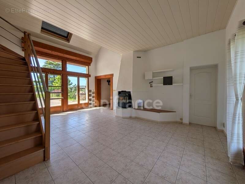 Maison à BLETTERANS