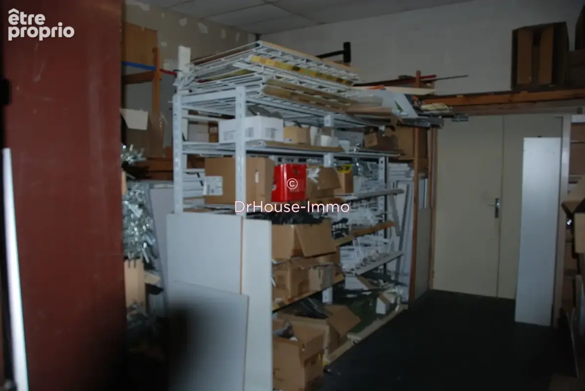Commerce 850 m² à vendre à Lacapelle-Marival (46120) - photo 13