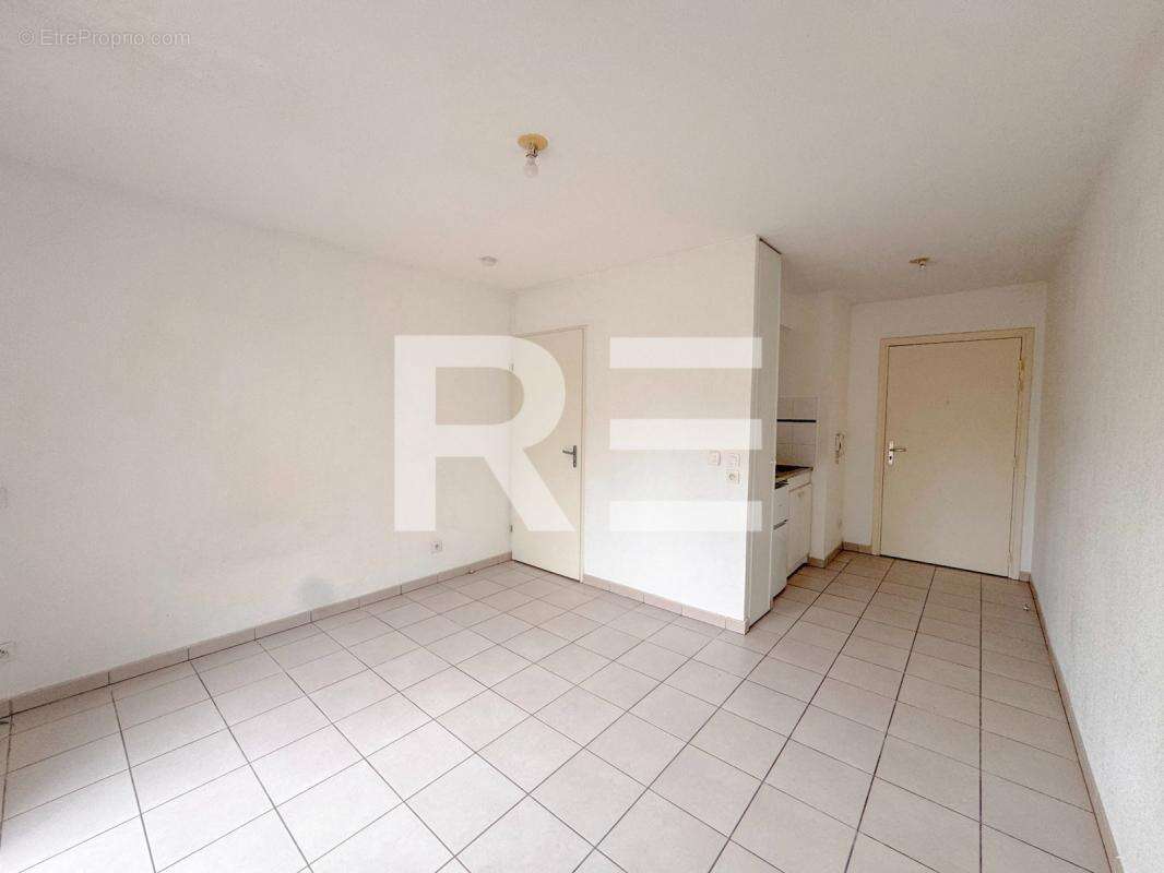 Studio (libre) avec parking – idéal investissement rodilhan - photo 7