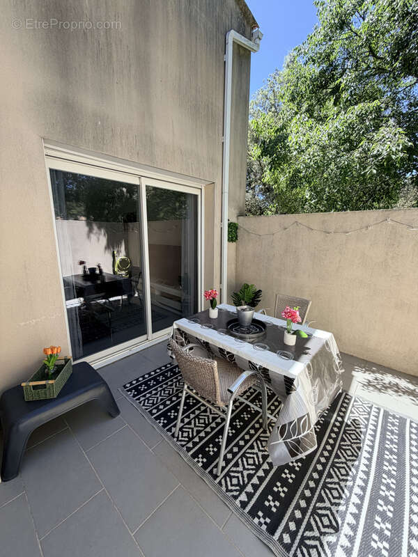 Appartement à SAINT-PAUL-ET-VALMALLE