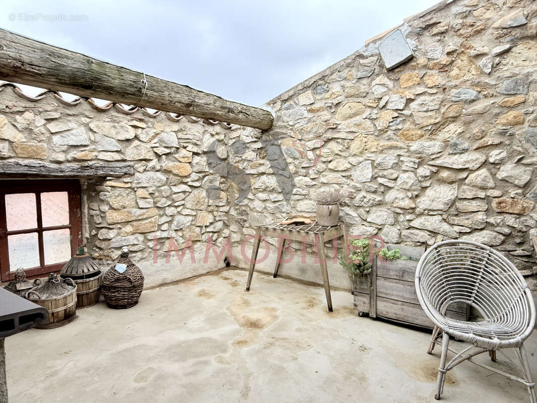 Maison à AIGUES-VIVES