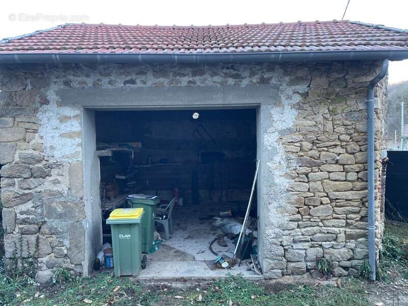 Maison à THOURON