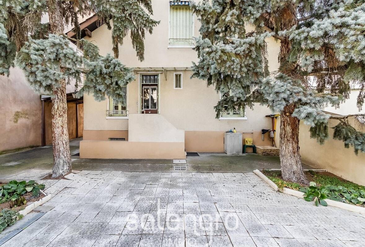 Maison à VILLEURBANNE