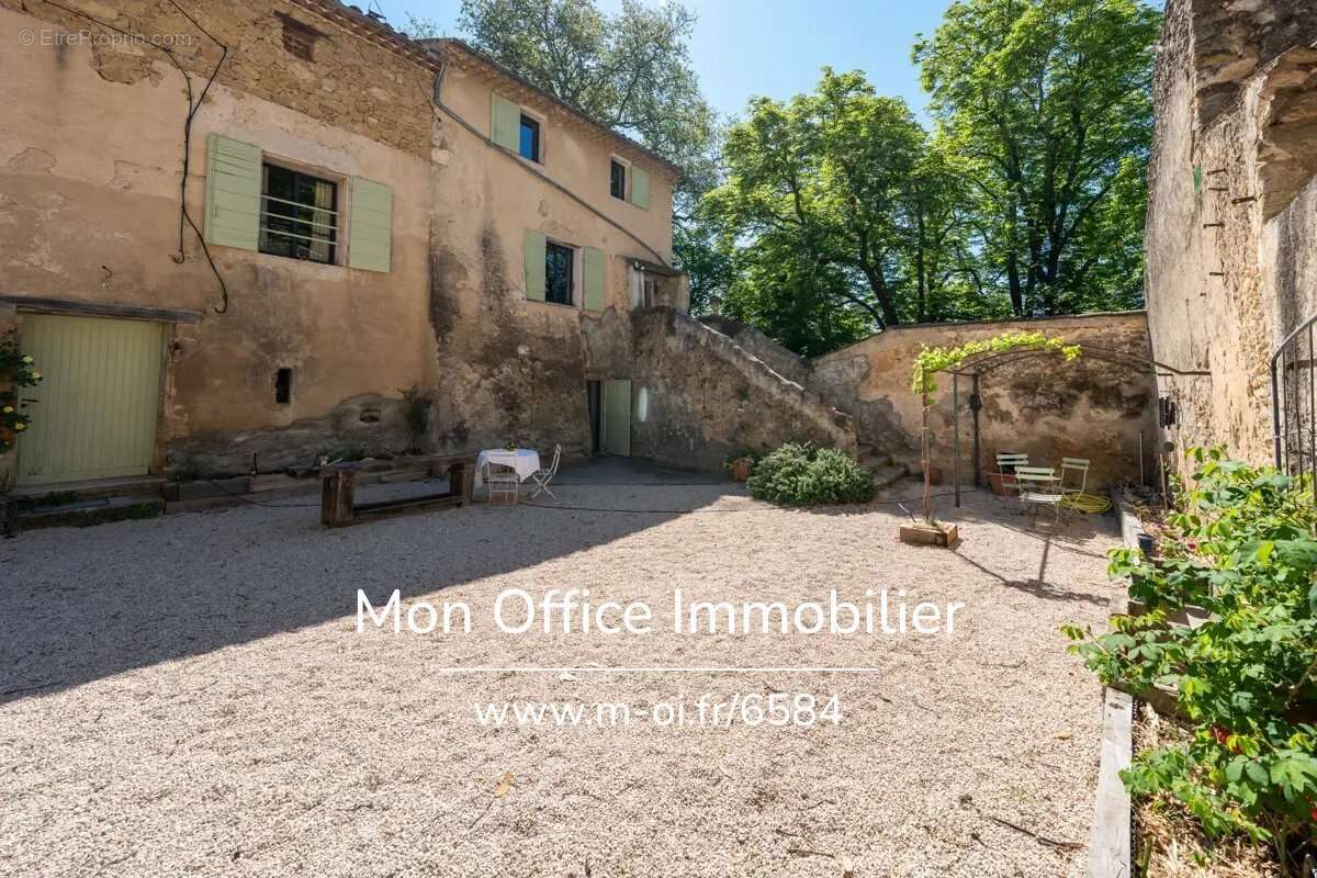 Référence : 6584-ANC - Domaine d'exception aux portes du Luberon - photo 3