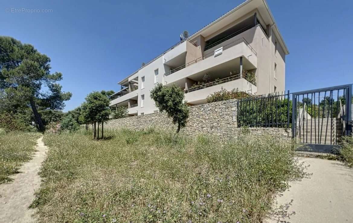 Appartement à NIMES
