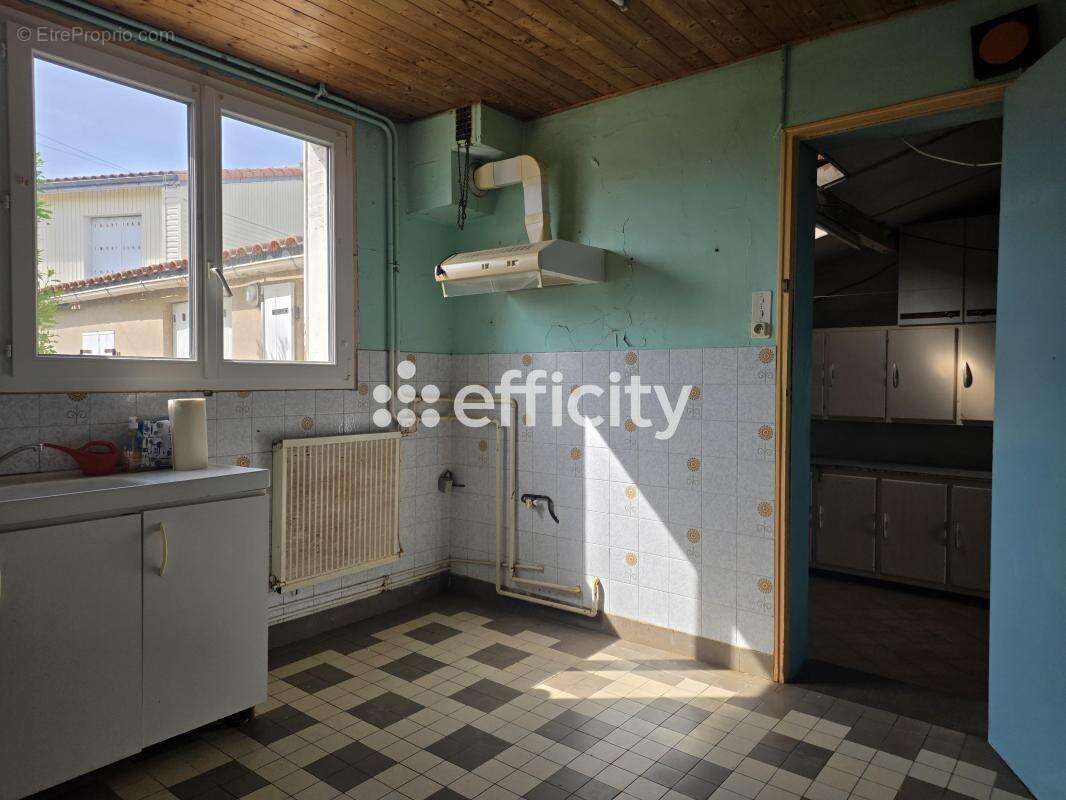 Maison 87 m² à La Rochelle  - photo 8