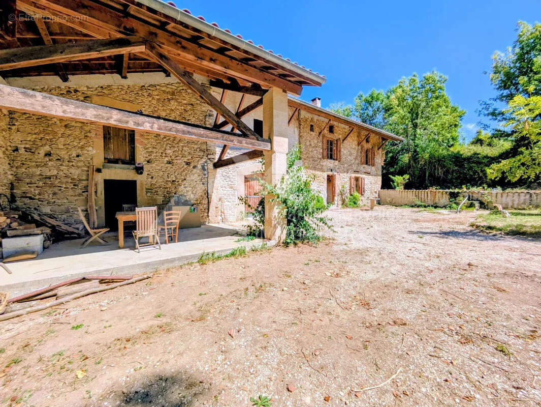Maison à MONTMIRAL