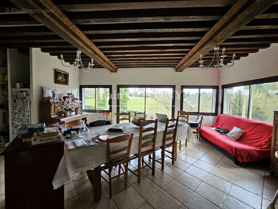 Maison à PONT-L&#039;EVEQUE