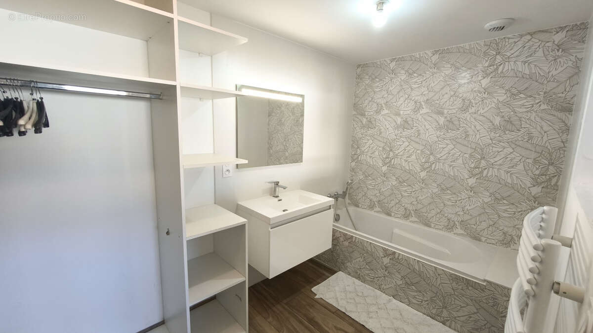 Maison à SAINT-GENIS-DES-FONTAINES