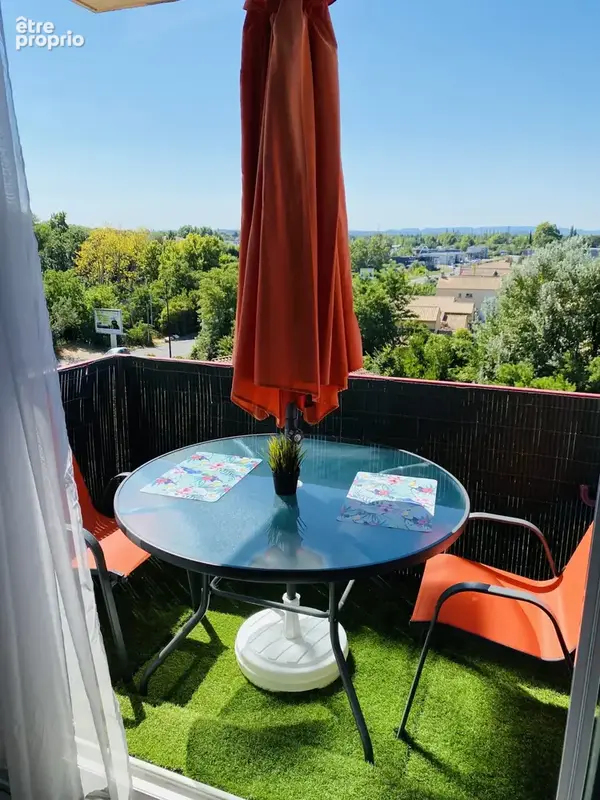 Appartement 81 m² à Le Pontet  - photo 2