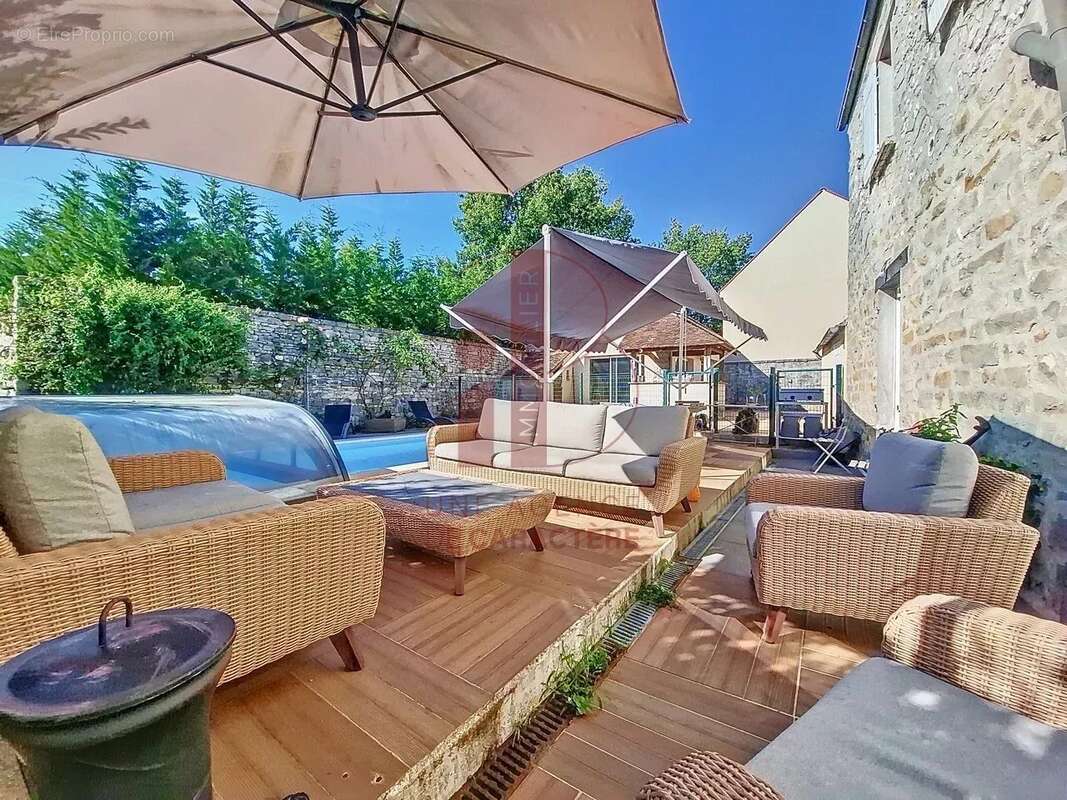 Maison à NOISY-SUR-ECOLE