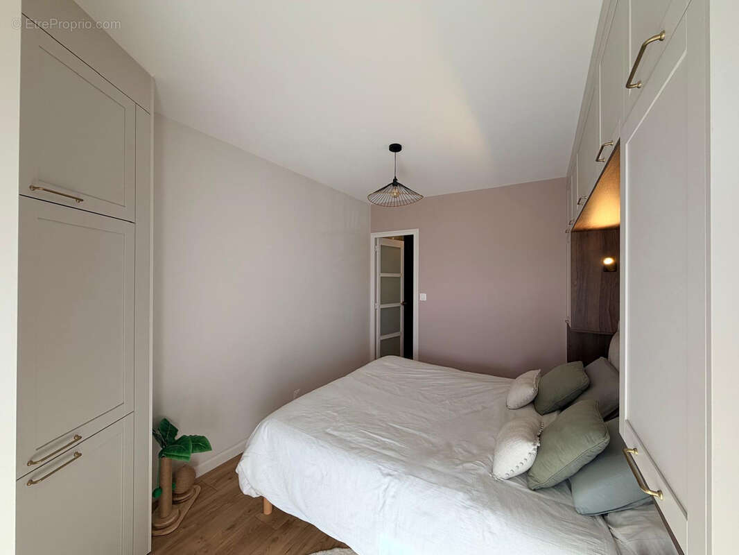 SAINT CAST LE GUILDO - Appartement T2 rénové avec goût et vue sur la château du Guildo - photo 12