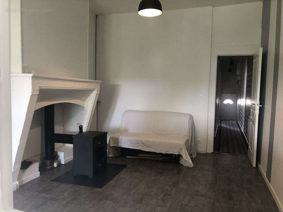 SALON CHEMINEE 