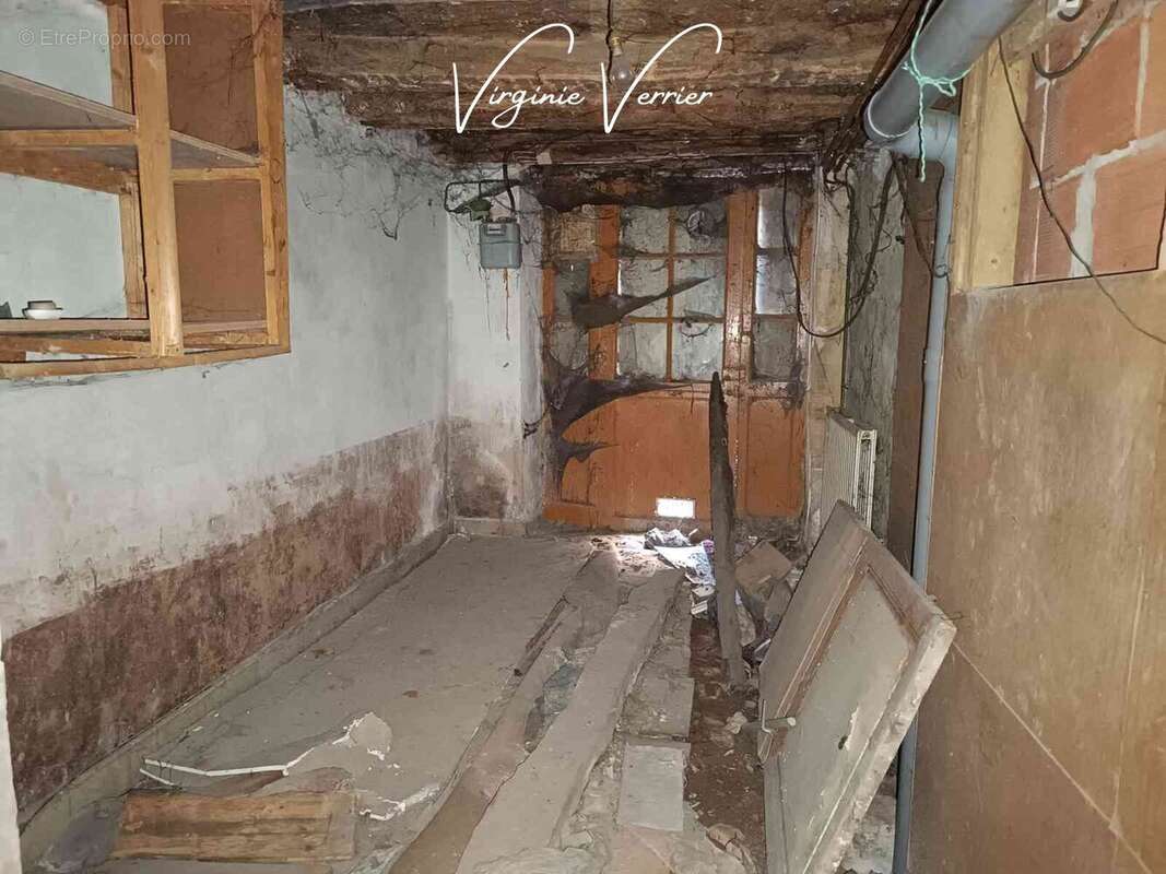 Appartement à TERRASSON-LAVILLEDIEU