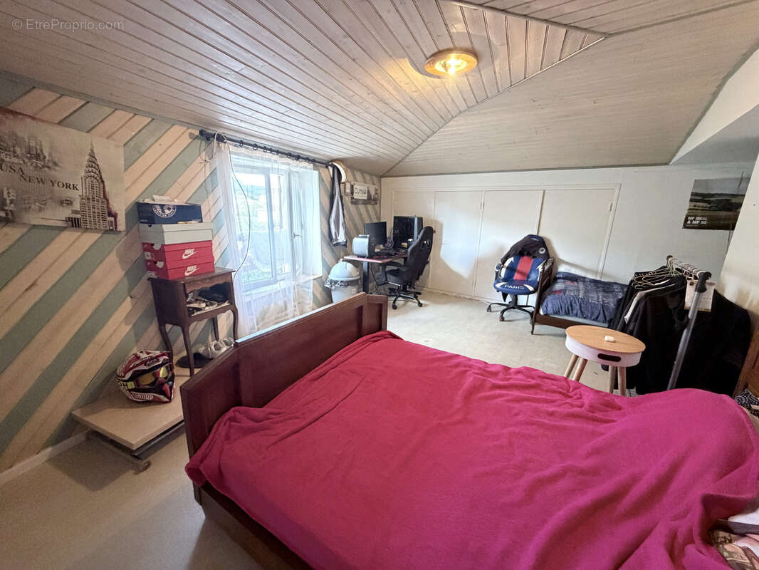 Maison à CASTELMORON-SUR-LOT