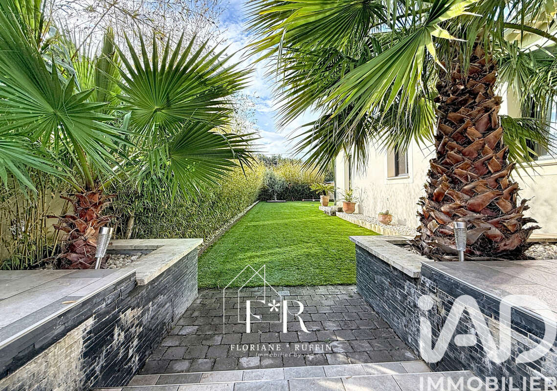 Photo 2 - Maison à BEDARRIDES