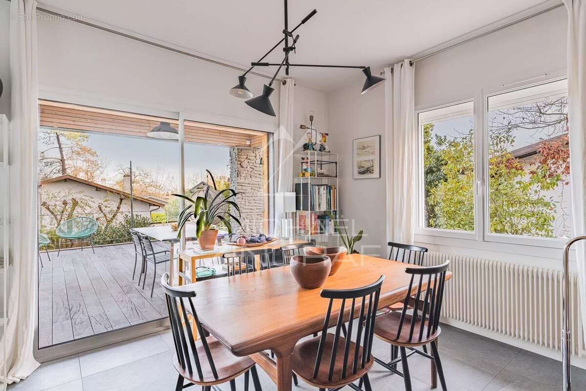 Maison à GUJAN-MESTRAS