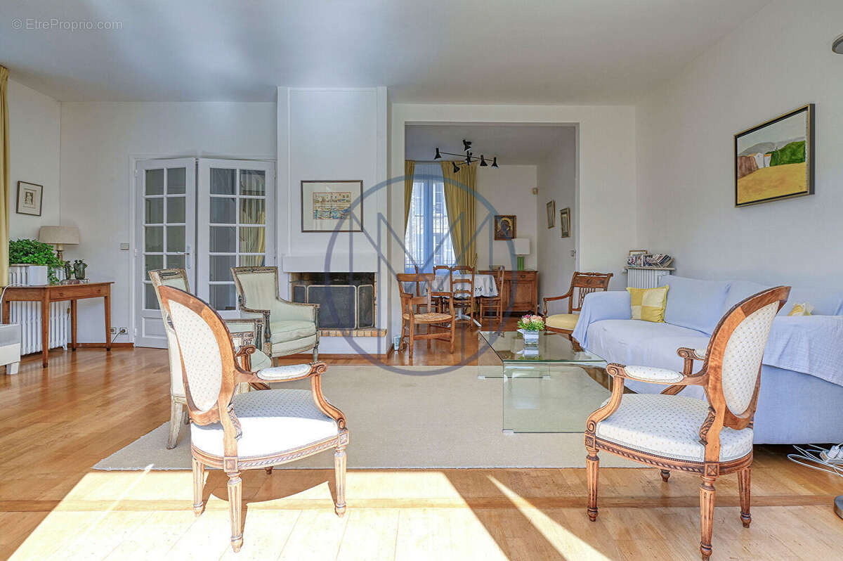 Maison à VERSAILLES