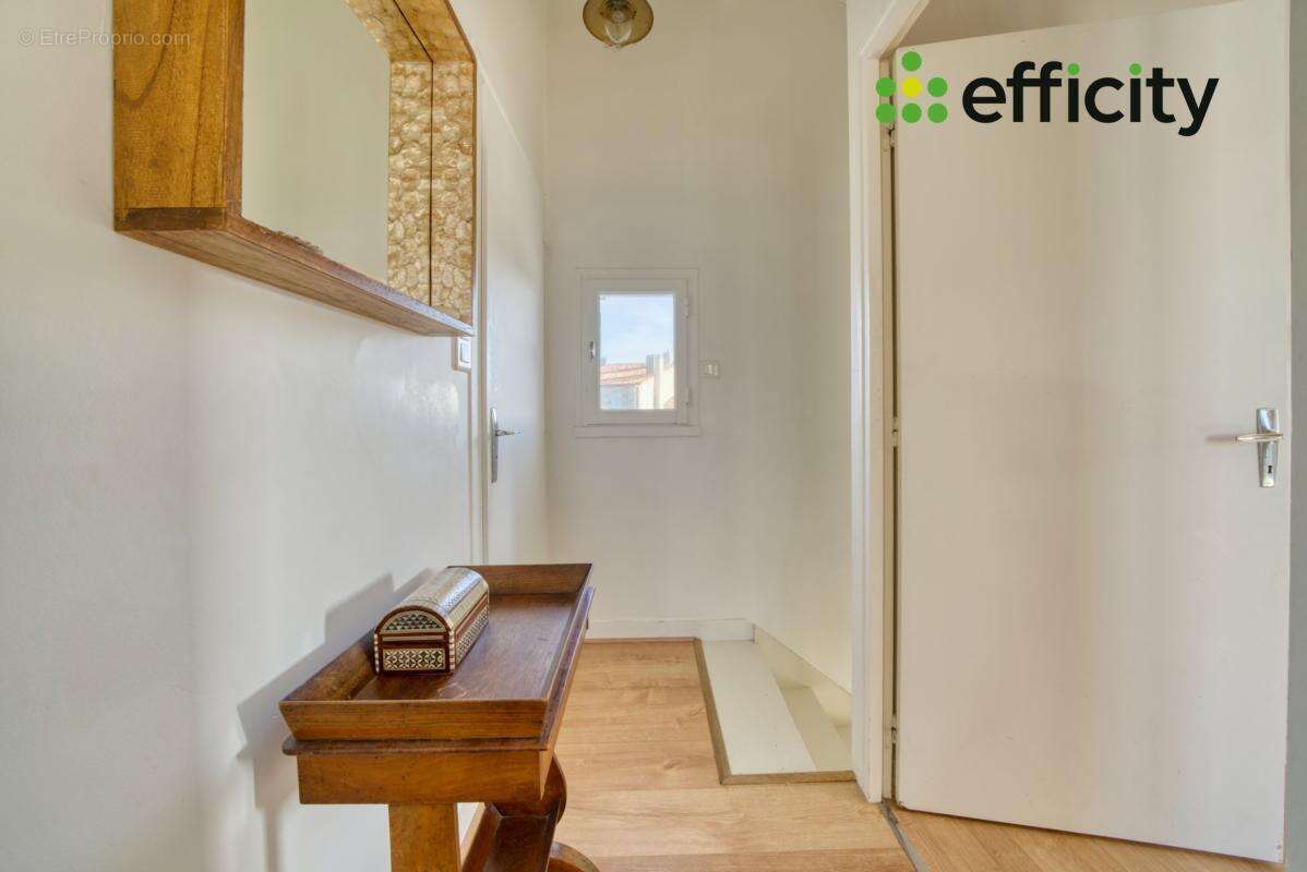 Appartement à SAINT-MARTIN-DE-RE