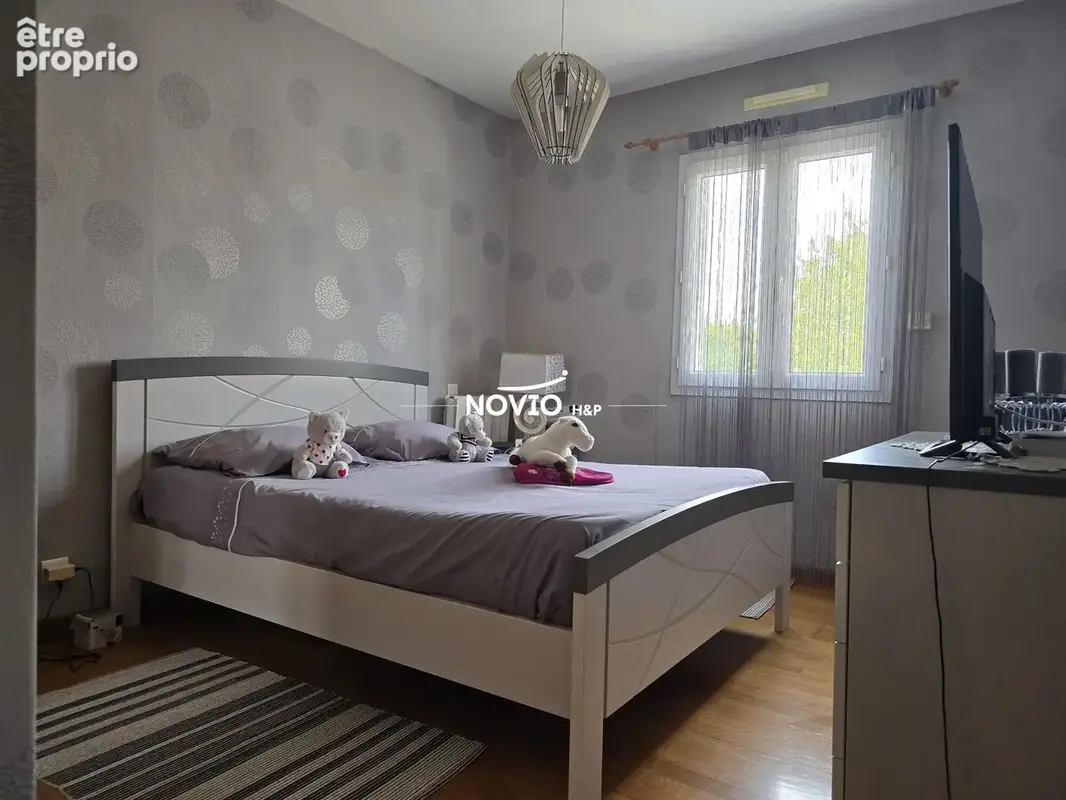 Maison 121 m² à Chabournay  - photo 6